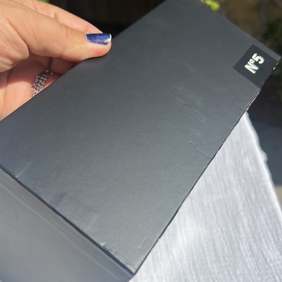 Chanel box.🖤 - Picture 6 of 16